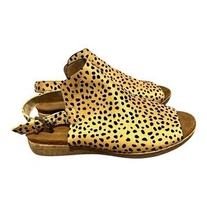 Pierre Dumas Leopard Cheetah Open Toe Heel Strap Sandals Wedges Women’s Size 7